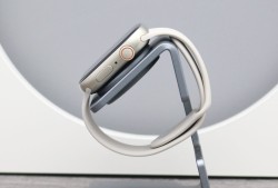 苹果Apple Watch Series8智能运动手表