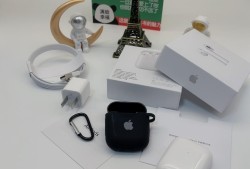 苹果耳机二代,最新顶配版洛达1562m