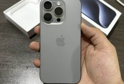 15Pro 128G国行在保 整机99新 电池100