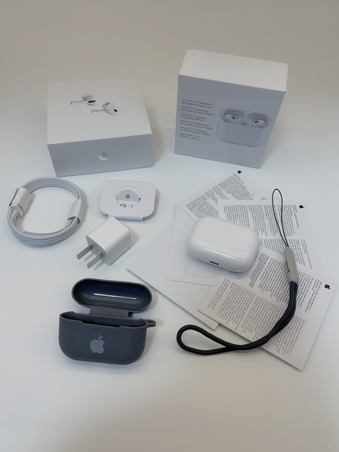 最新顶配苹果五代耳机airpodspro2  第1张