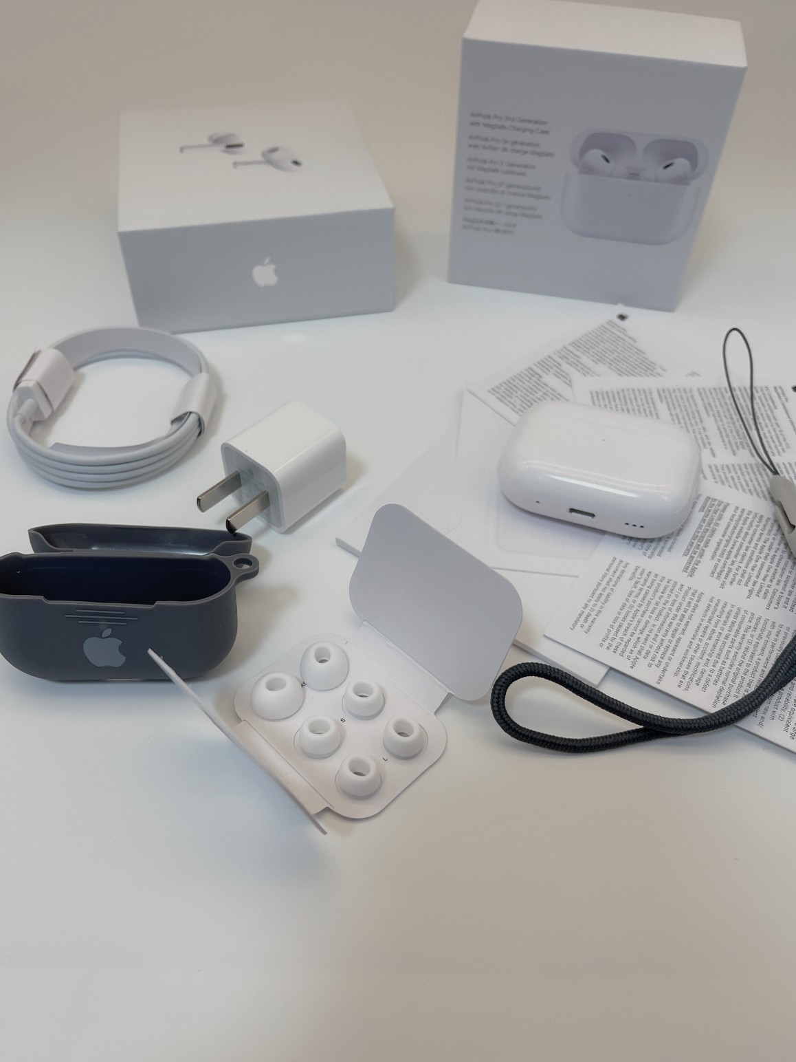 最新顶配苹果五代耳机airpodspro2  第2张