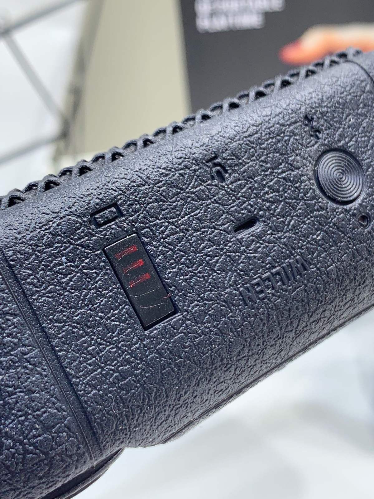 马歇尔WILLEN超重低音炮无线蓝牙音箱 第5张