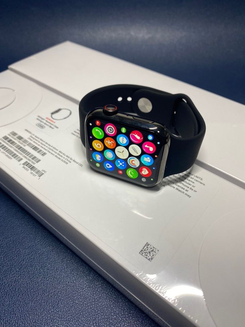 Watch 8 智能手表  第1张